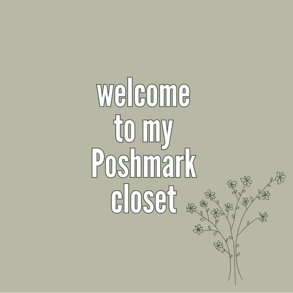 Meet your Posher, Emily - Picture 1 of 2